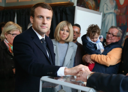 Présidentielle : Macron par défaut 