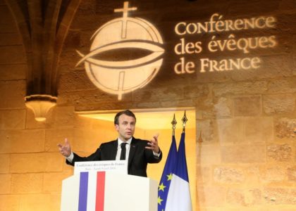 Aux effarouchés du discours de Macron aux catholiques 