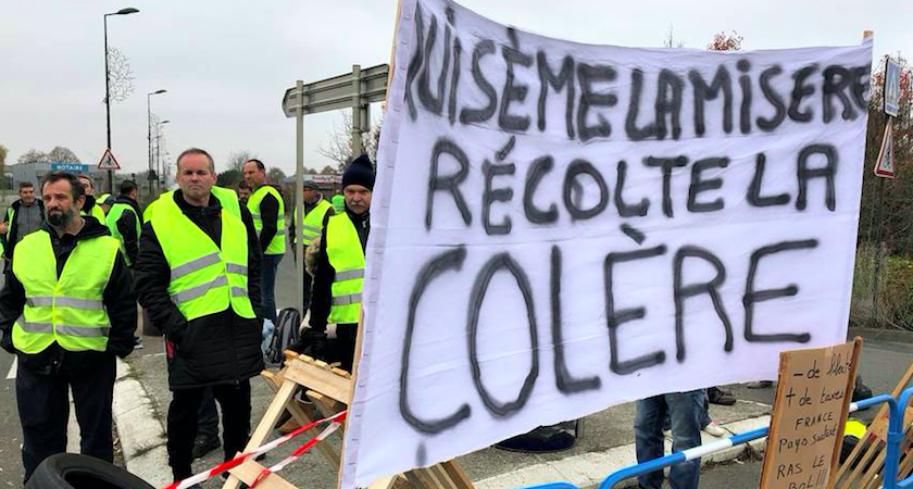 Noyer la « foule haineuse » dans le débat  ?