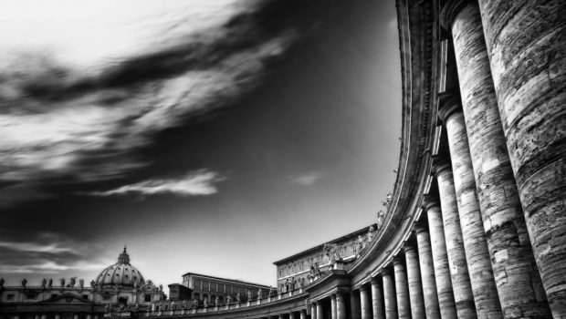 Quitter l’Eglise catholique ou y rester…